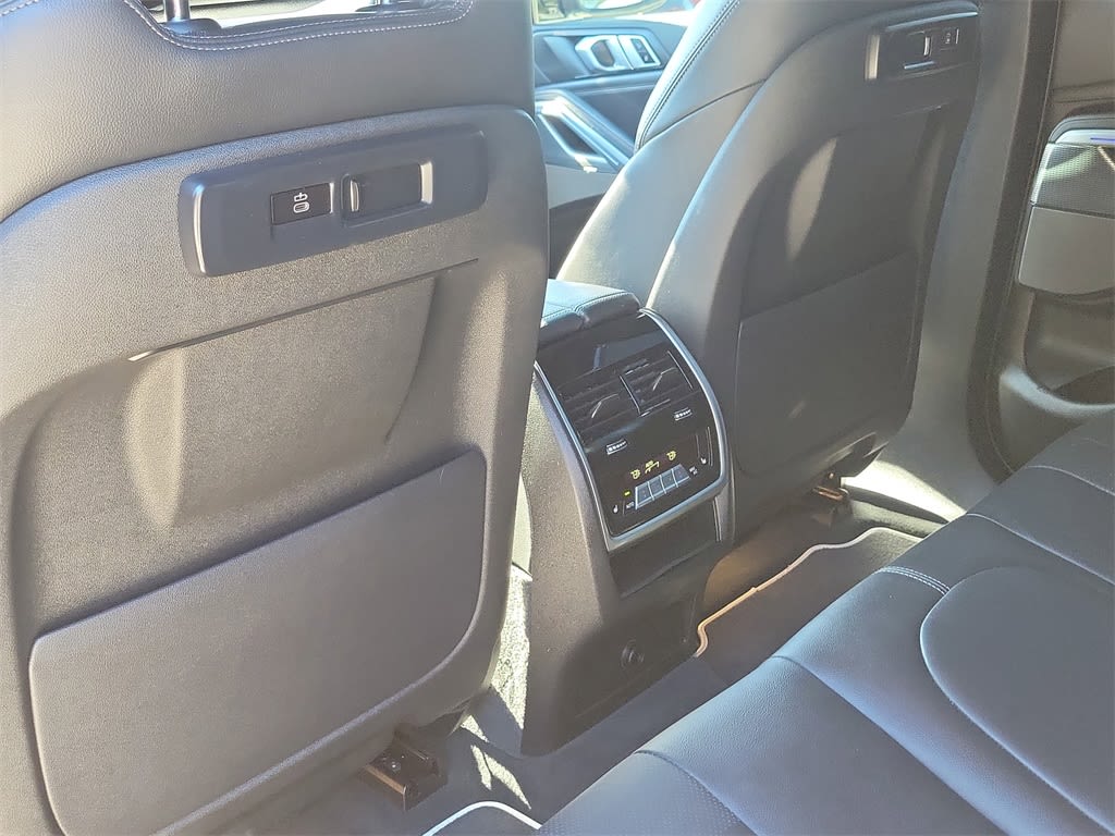 Thumbnail: 2020 BMW X6 - 20