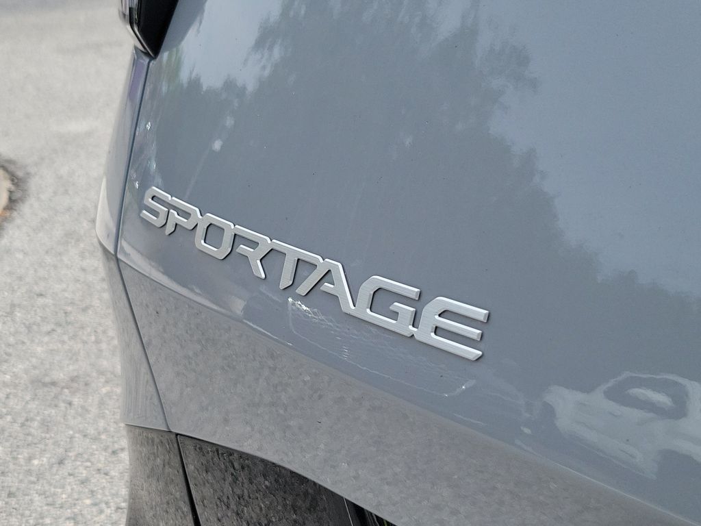 Thumbnail: 2026 Kia Sportage - 4