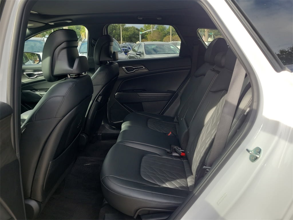 Thumbnail: 2025 Kia Sportage - 10