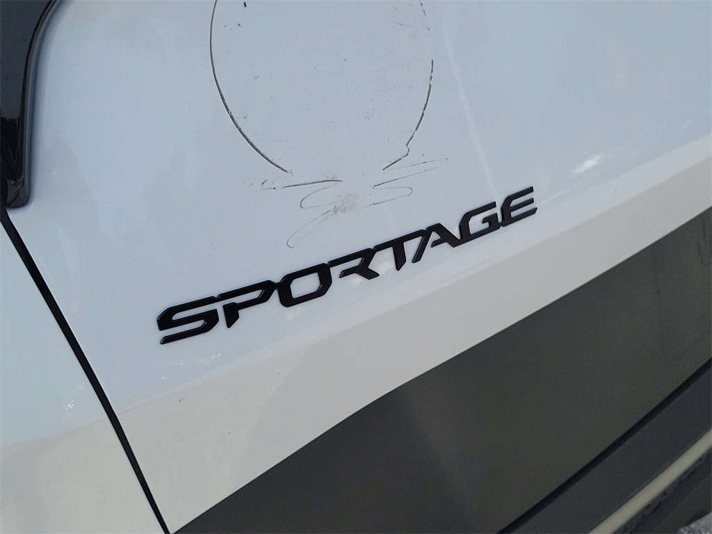 Thumbnail: 2025 Kia Sportage - 18