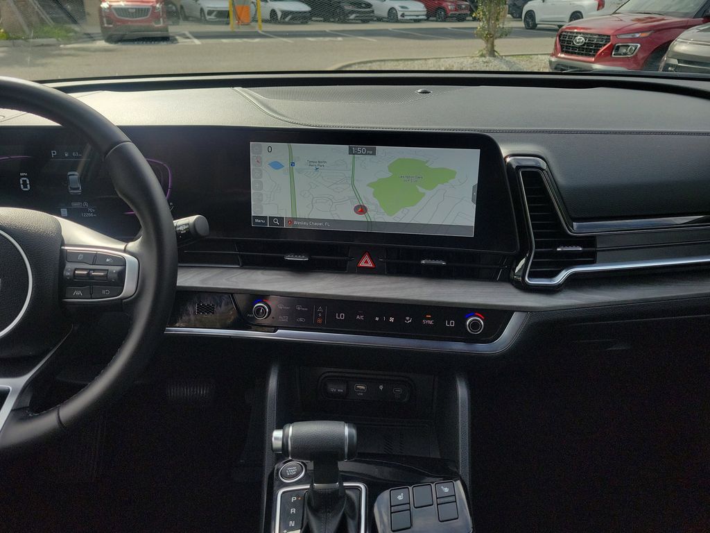 Thumbnail: 2025 Kia Sportage - 13