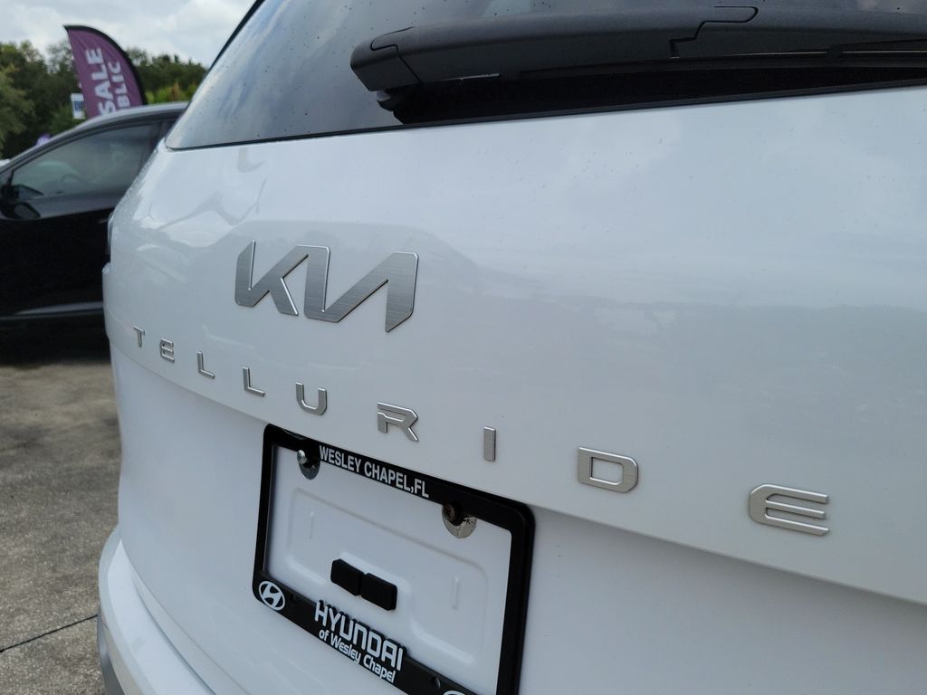 Thumbnail: 2023 Kia Telluride - 4