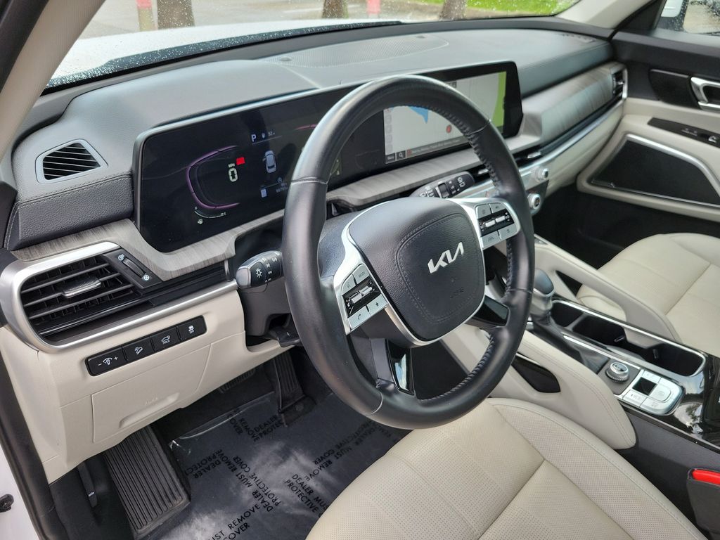 Thumbnail: 2023 Kia Telluride - 10