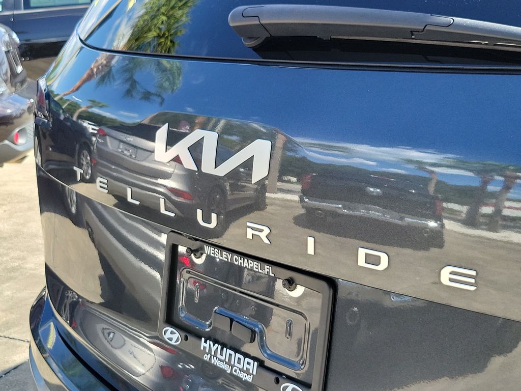 Thumbnail: 2024 Kia Telluride - 4