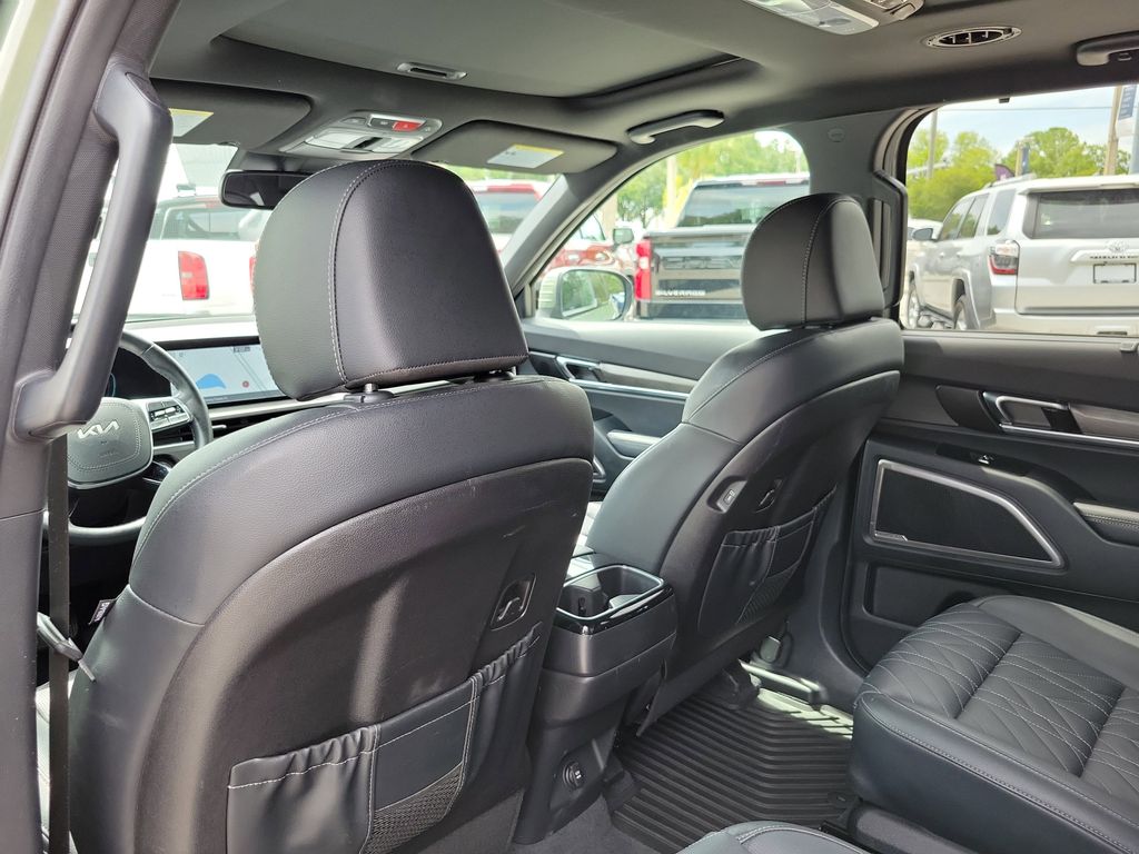 Thumbnail: 2024 Kia Telluride - 18