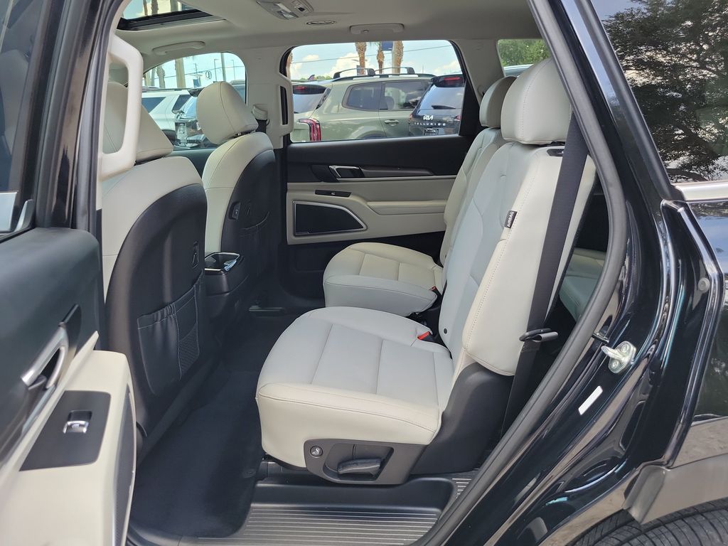 Thumbnail: 2024 Kia Telluride - 8