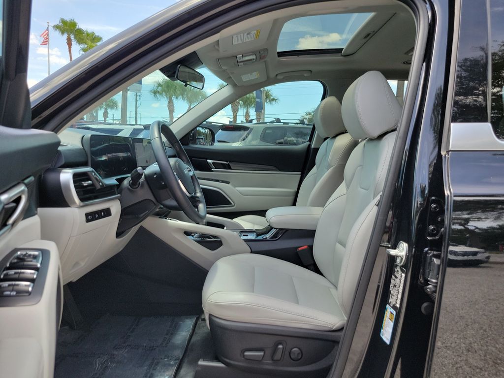 Thumbnail: 2024 Kia Telluride - 7