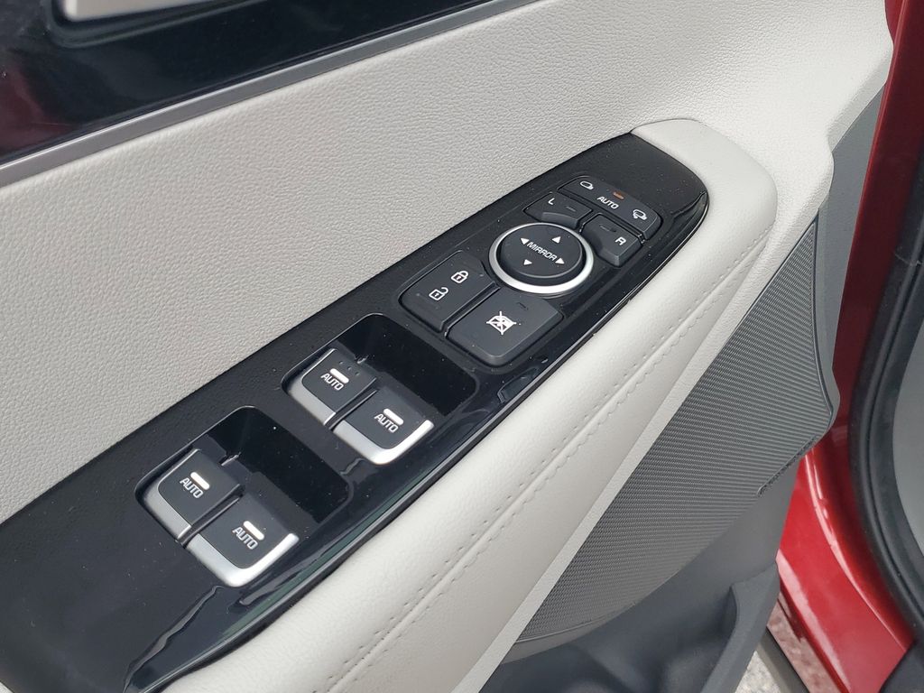 Thumbnail: 2020 Kia Sorento - 22