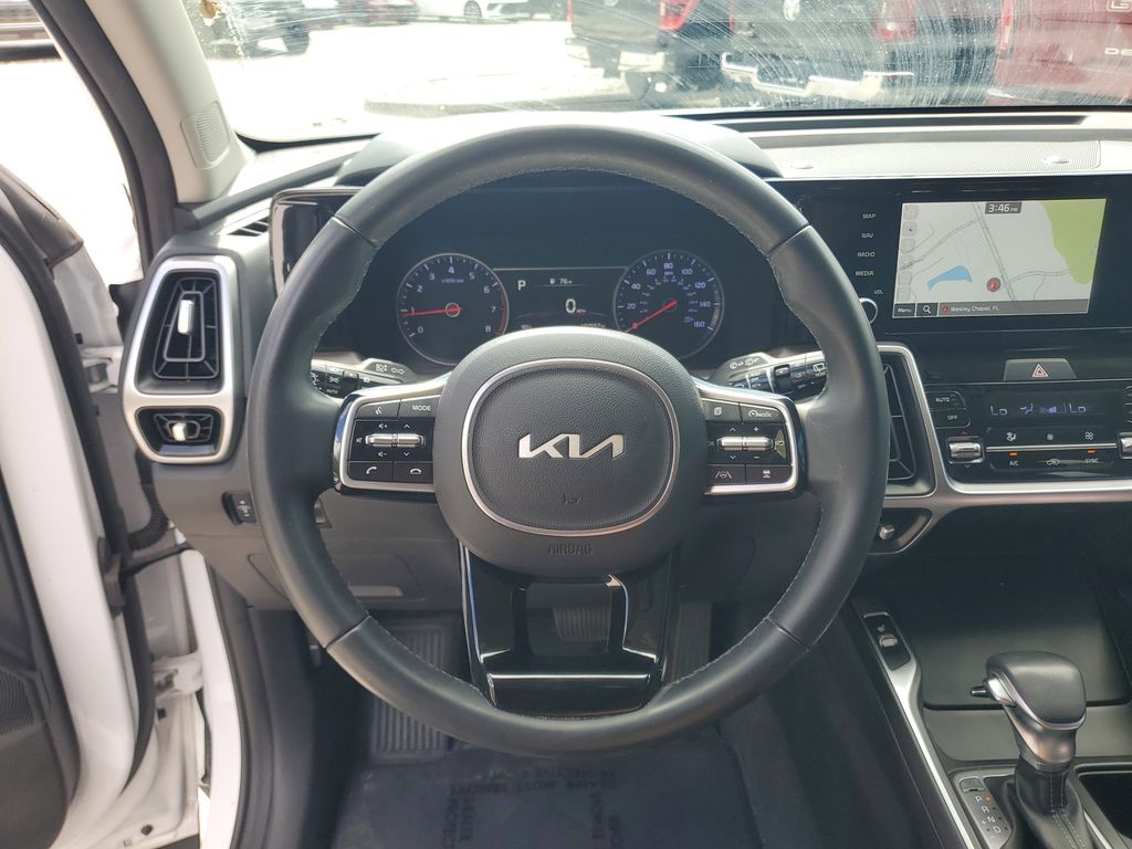 Thumbnail: 2022 Kia Sorento - 26