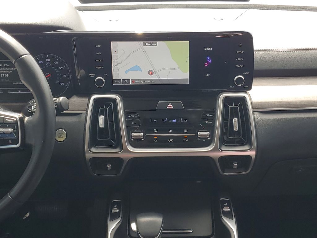 Thumbnail: 2022 Kia Sorento - 11