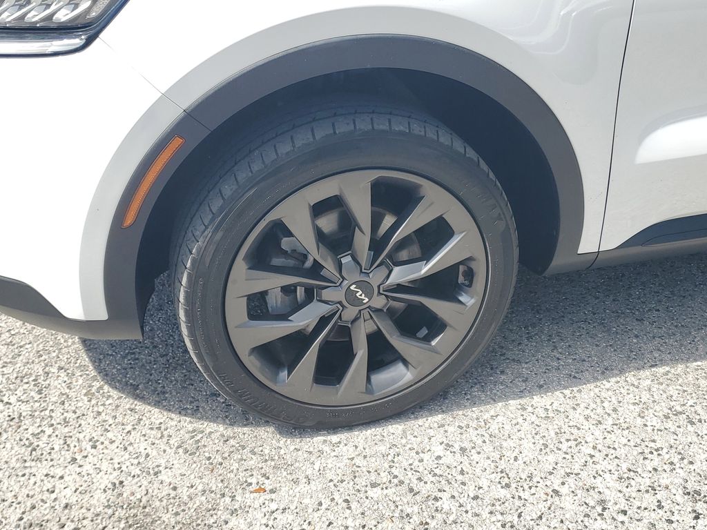 Thumbnail: 2022 Kia Sorento - 5