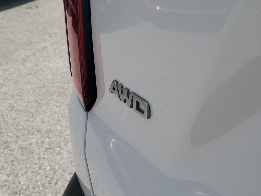 Thumbnail: 2022 Kia Sorento - 4