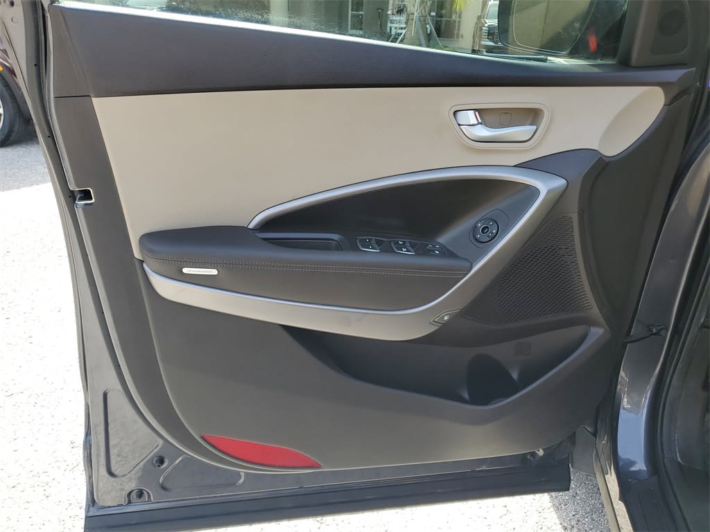 Thumbnail: 2015 Hyundai Santa Fe - 22