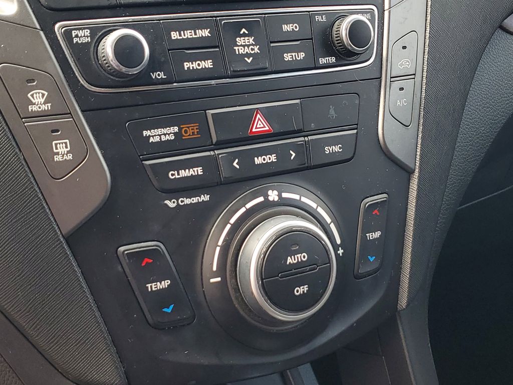 Thumbnail: 2018 Hyundai Santa Fe - 29