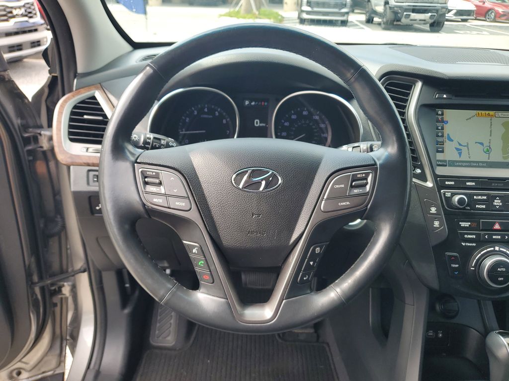 Thumbnail: 2018 Hyundai Santa Fe - 25