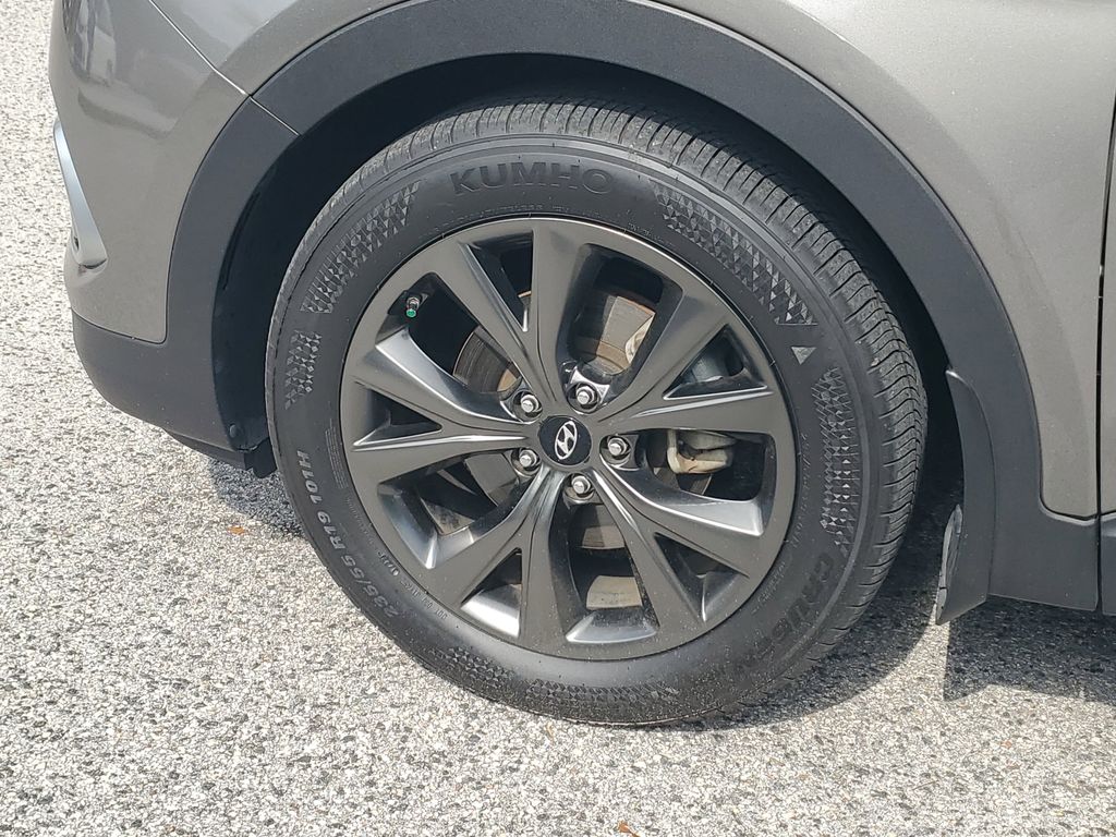 Thumbnail: 2018 Hyundai Santa Fe - 5