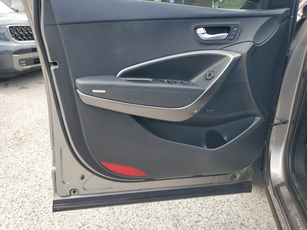 Thumbnail: 2018 Hyundai Santa Fe - 21