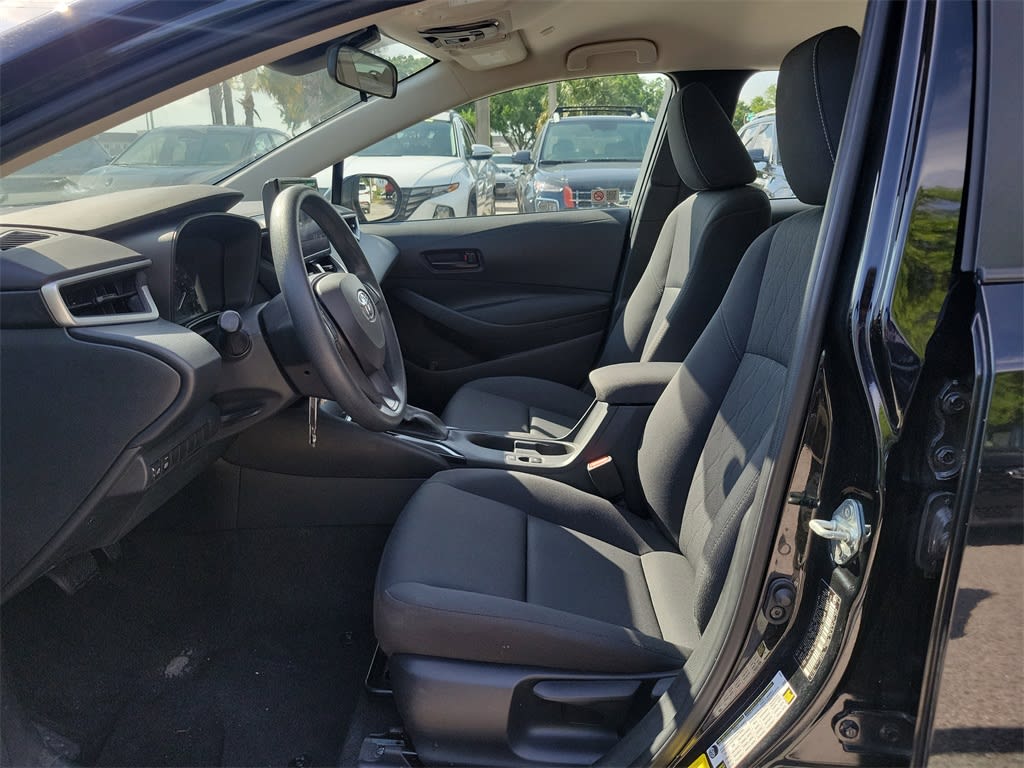 2023 Toyota Corolla LE 8