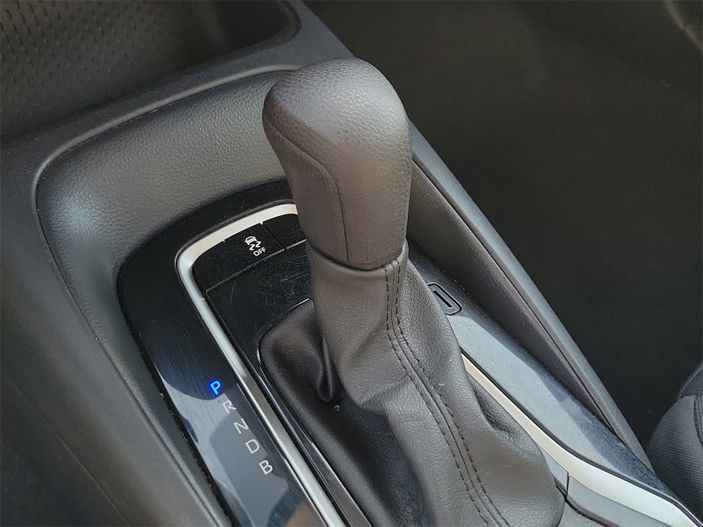 2023 Toyota Corolla LE 13