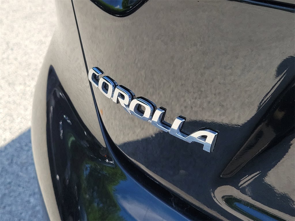 2023 Toyota Corolla LE 4