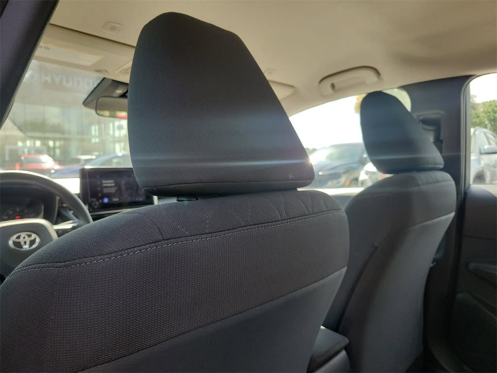 2023 Toyota Corolla LE 7
