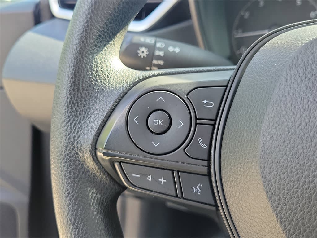 2023 Toyota Corolla LE 27