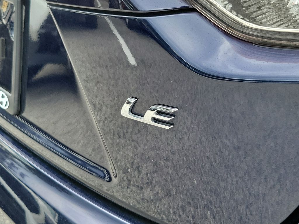 Thumbnail: 2024 Toyota Corolla - 4