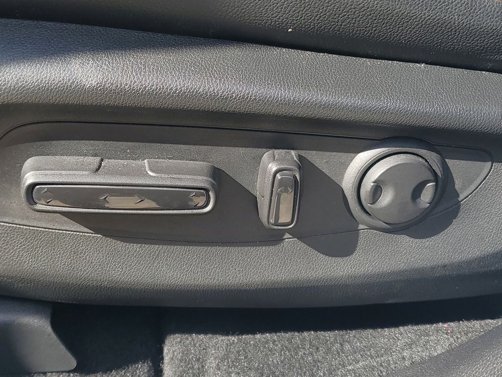 Thumbnail: 2025 Honda CR-V - 23