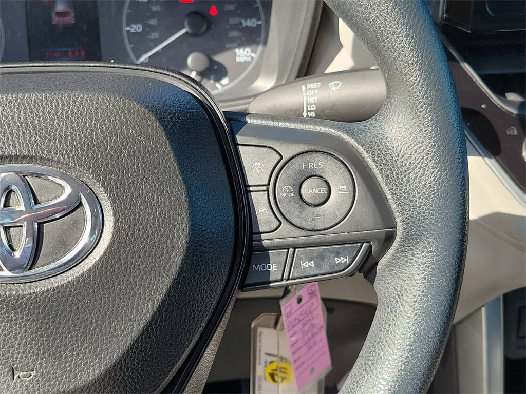 2023 Toyota Corolla Cross L 22