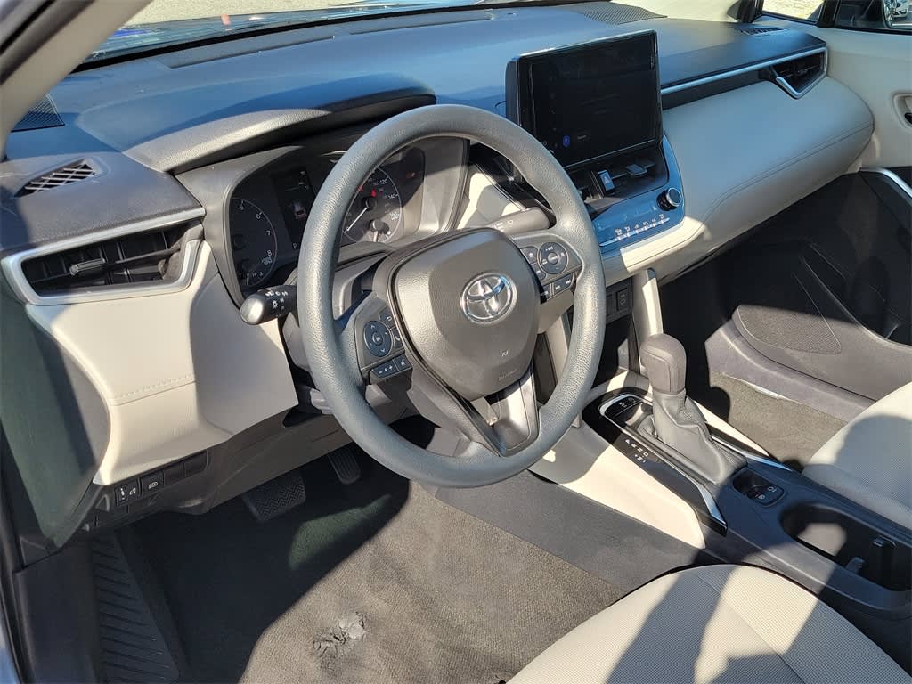 2023 Toyota Corolla Cross L 19