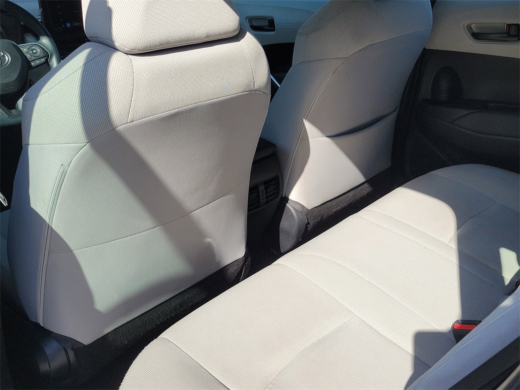 2023 Toyota Corolla Cross L 18