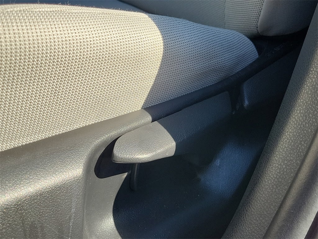 2023 Toyota Corolla Cross L 23