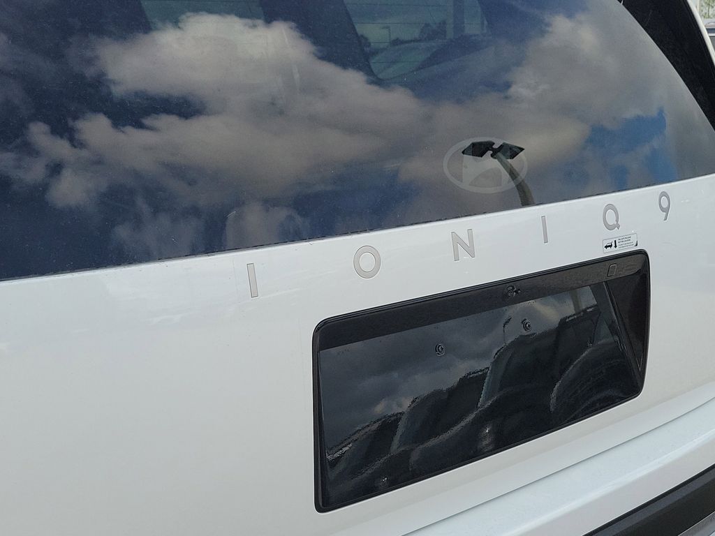 Thumbnail: 2026 Hyundai Ioniq - 17