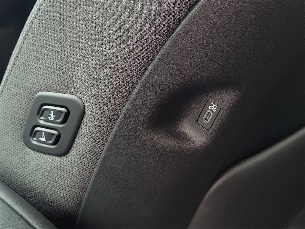 Thumbnail: 2026 Hyundai Ioniq - 27