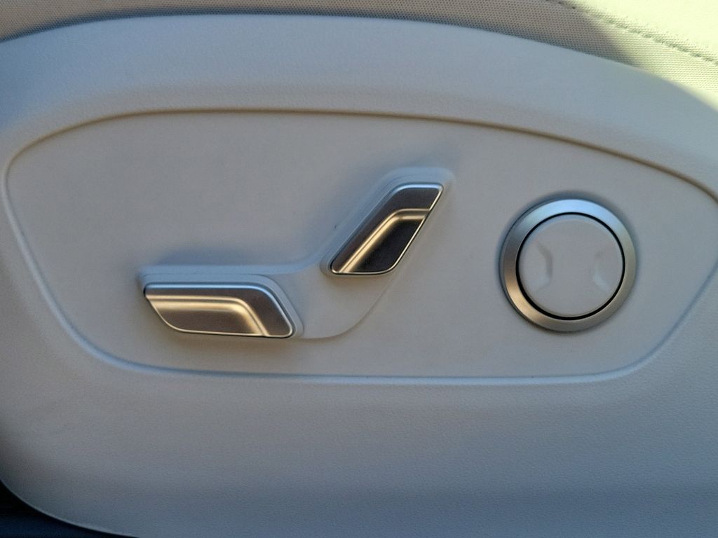 Thumbnail: 2026 Hyundai Ioniq - 27