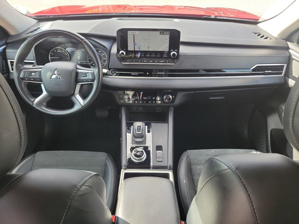 Thumbnail: 2024 Mitsubishi Outlander - 2