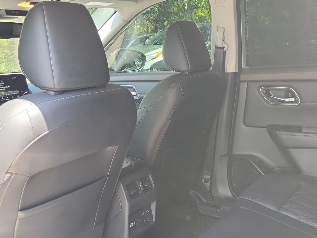 Thumbnail: 2021 Nissan Rogue - 9