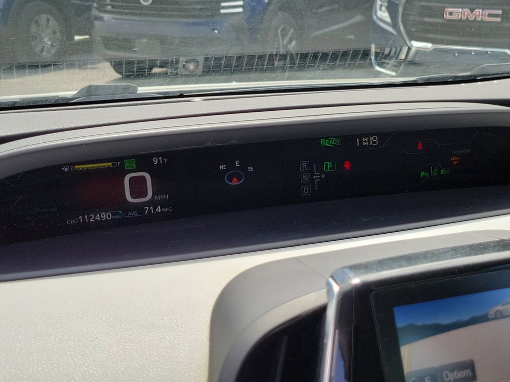 Thumbnail: 2017 Toyota Prius Prime - 24
