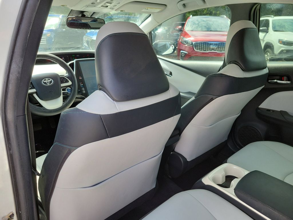 Thumbnail: 2017 Toyota Prius Prime - 18