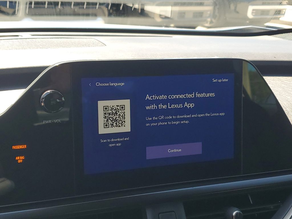 Thumbnail: 2023 Lexus UX - 28