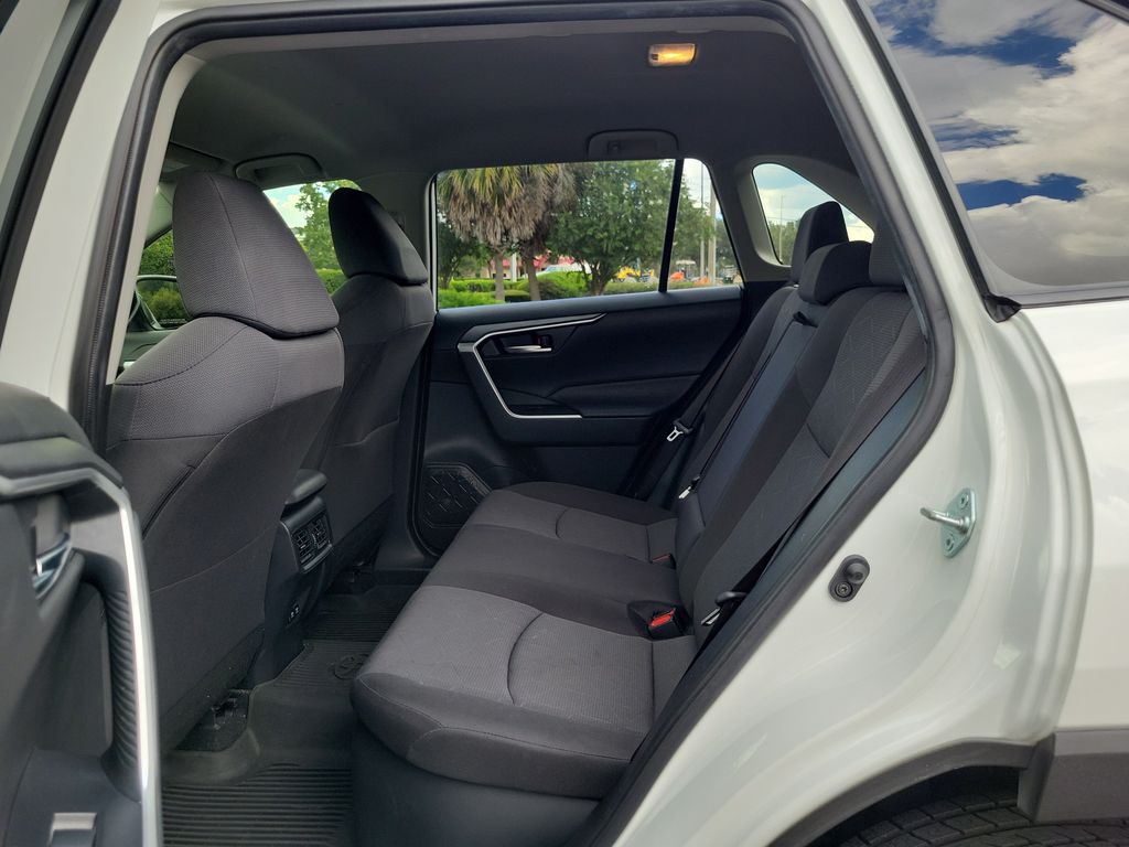 Thumbnail: 2020 Toyota RAV4 - 8