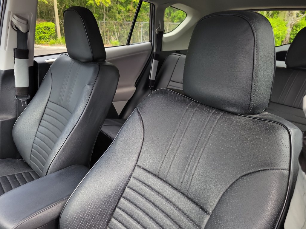 Thumbnail: 2013 Toyota RAV4 - 8