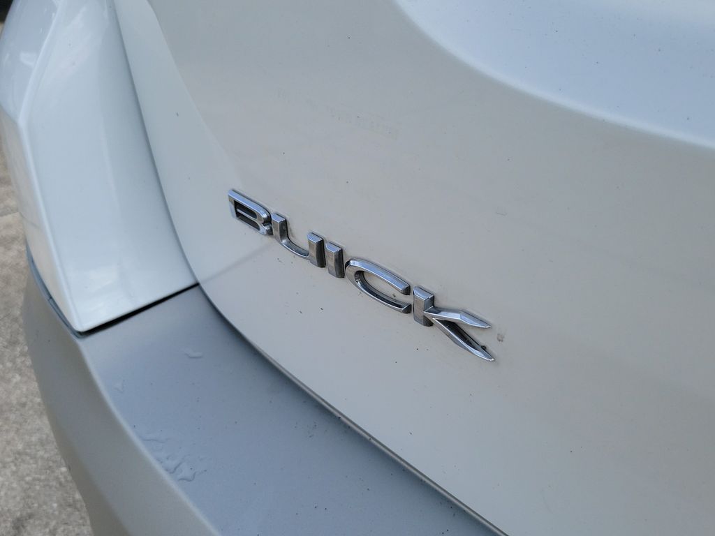 Thumbnail: 2014 Buick Encore - 17