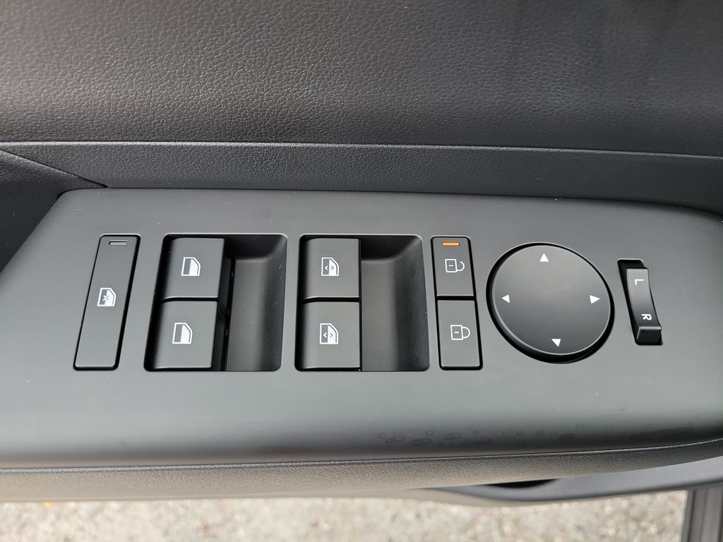 Thumbnail: 2027 Hyundai Kona - 22
