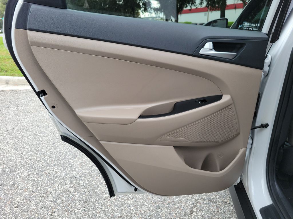 Thumbnail: 2019 Hyundai Tucson - 18