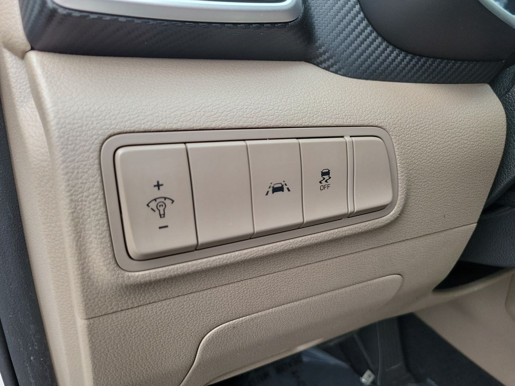 Thumbnail: 2019 Hyundai Tucson - 22