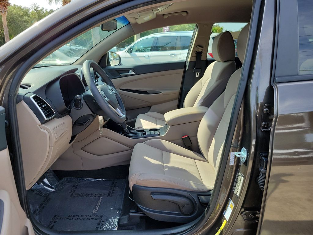 Thumbnail: 2020 Hyundai Tucson - 8