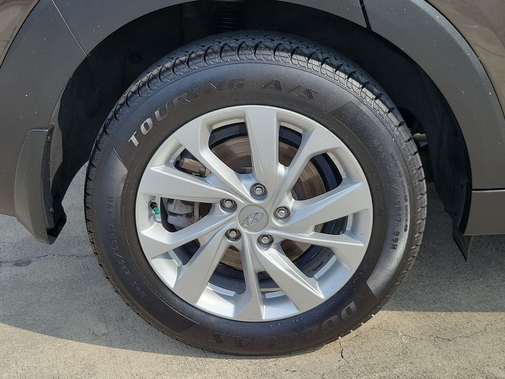 Thumbnail: 2020 Hyundai Tucson - 5