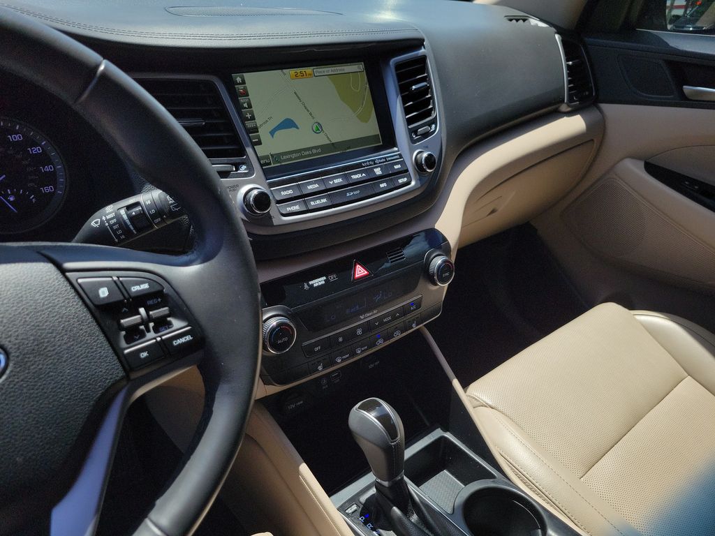 Thumbnail: 2017 Hyundai Tucson - 30