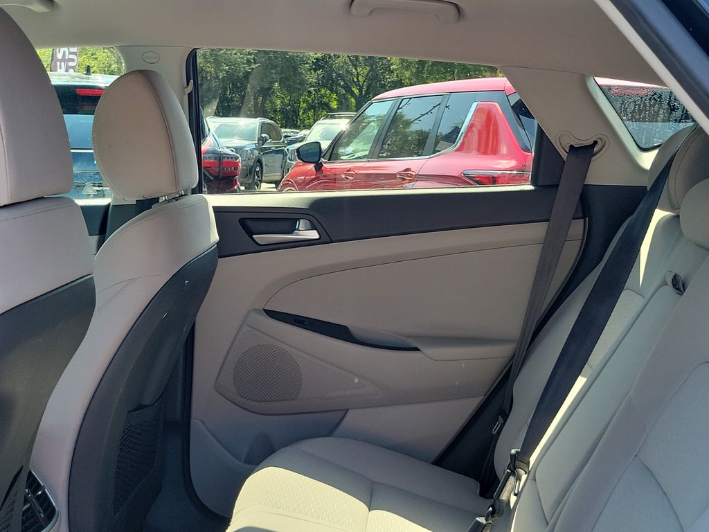 Thumbnail: 2021 Hyundai Tucson - 10